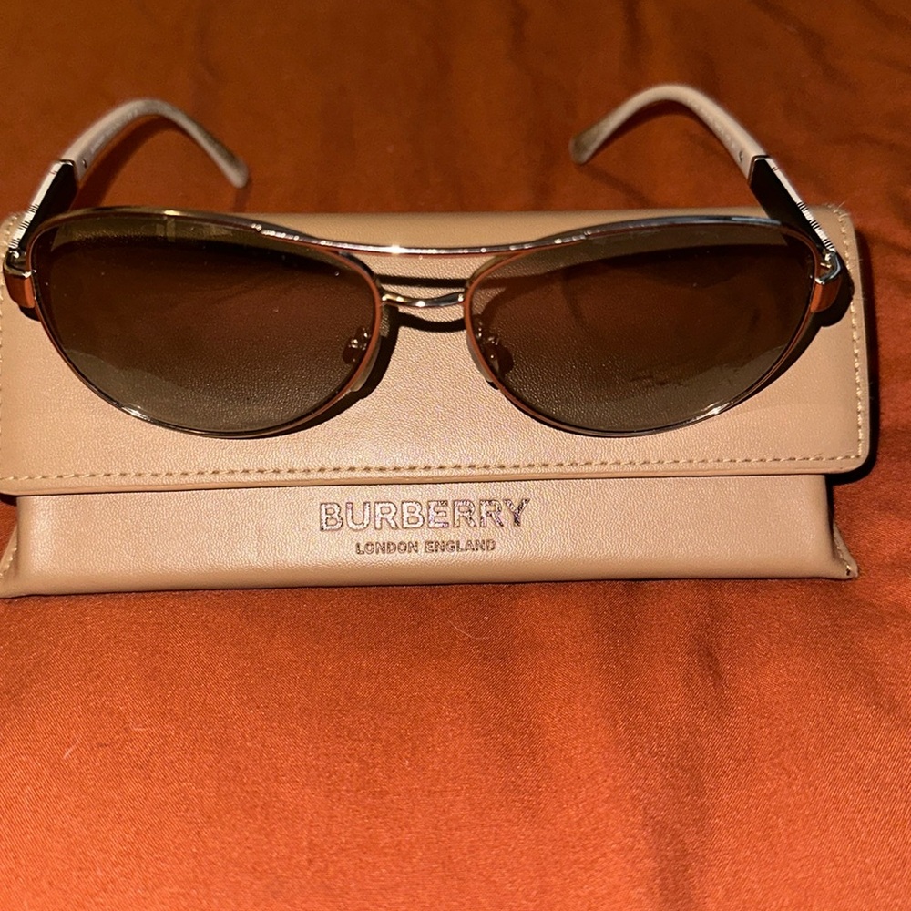 Burberry Sunglasses Aviator